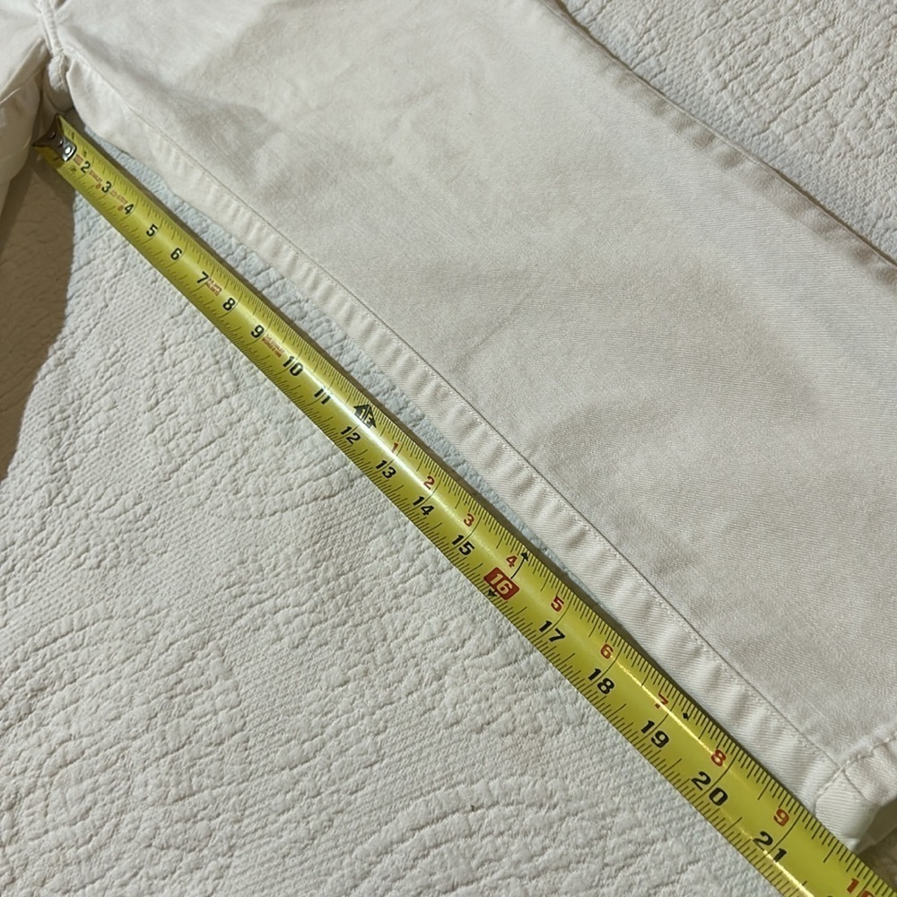 Tommy Bahama crop denim. 0 - Picture 6 of 7